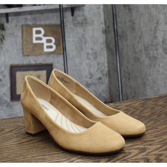 NWT Easy Street Proper Womens Block Heel Pumps PROPER Sand Suede Brown 9.5M - Picture 4 of 11